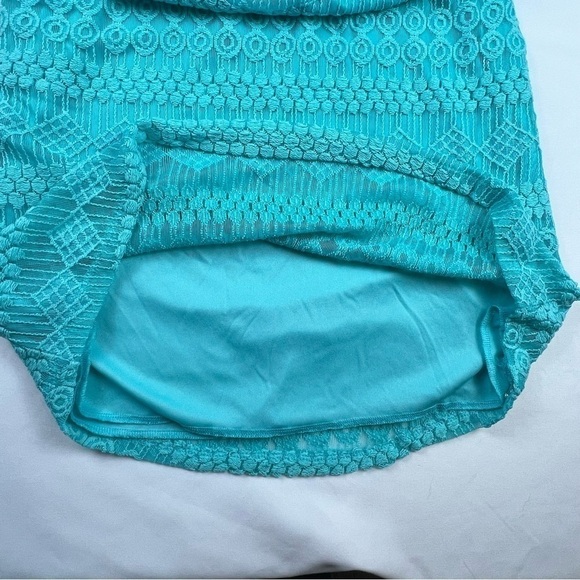 Maurices - Women’s Halter Top - Teal - Medium - Crochet - Lined under shirt - Picture 8 of 13